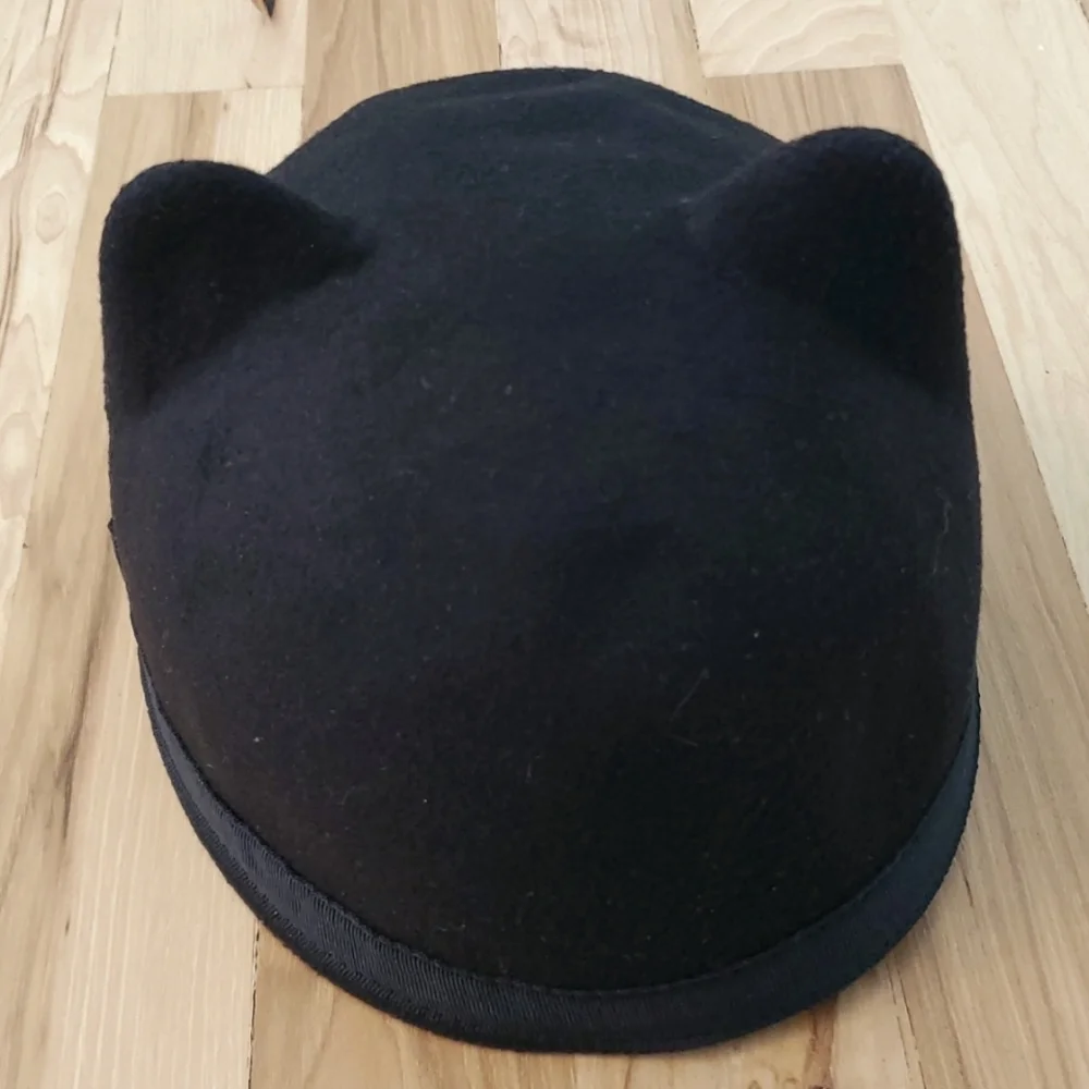 Gymboree adorable black